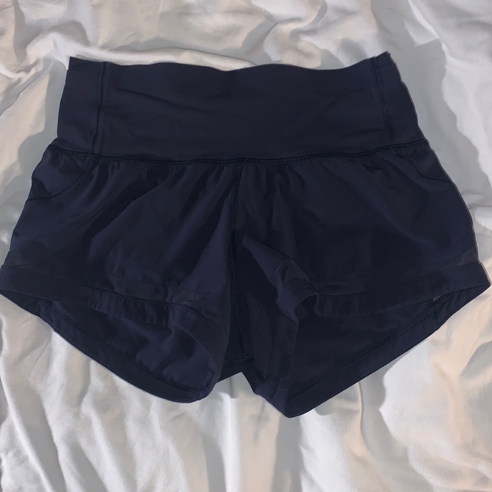 High rise lululemon shorts in navy